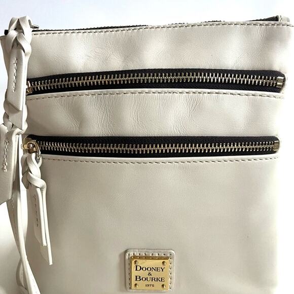 DOONEY & BOURKE  Apollo Leather Ivory Crossbody Bag - Picture 3 of 9
